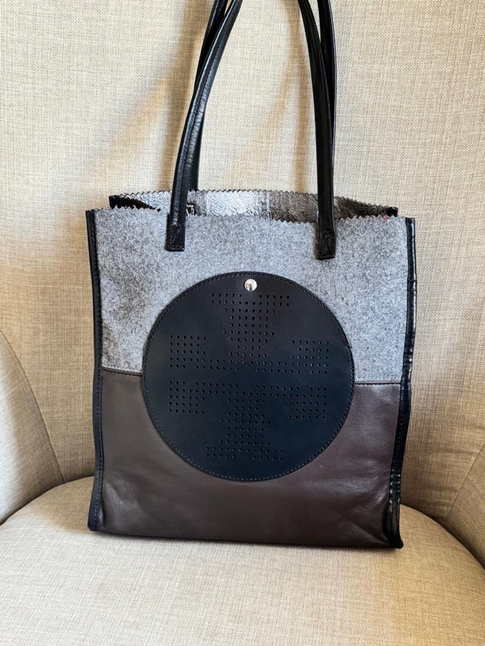 Tory Burch Tri Color Tote bag crafted from gray wool felt and brown leather